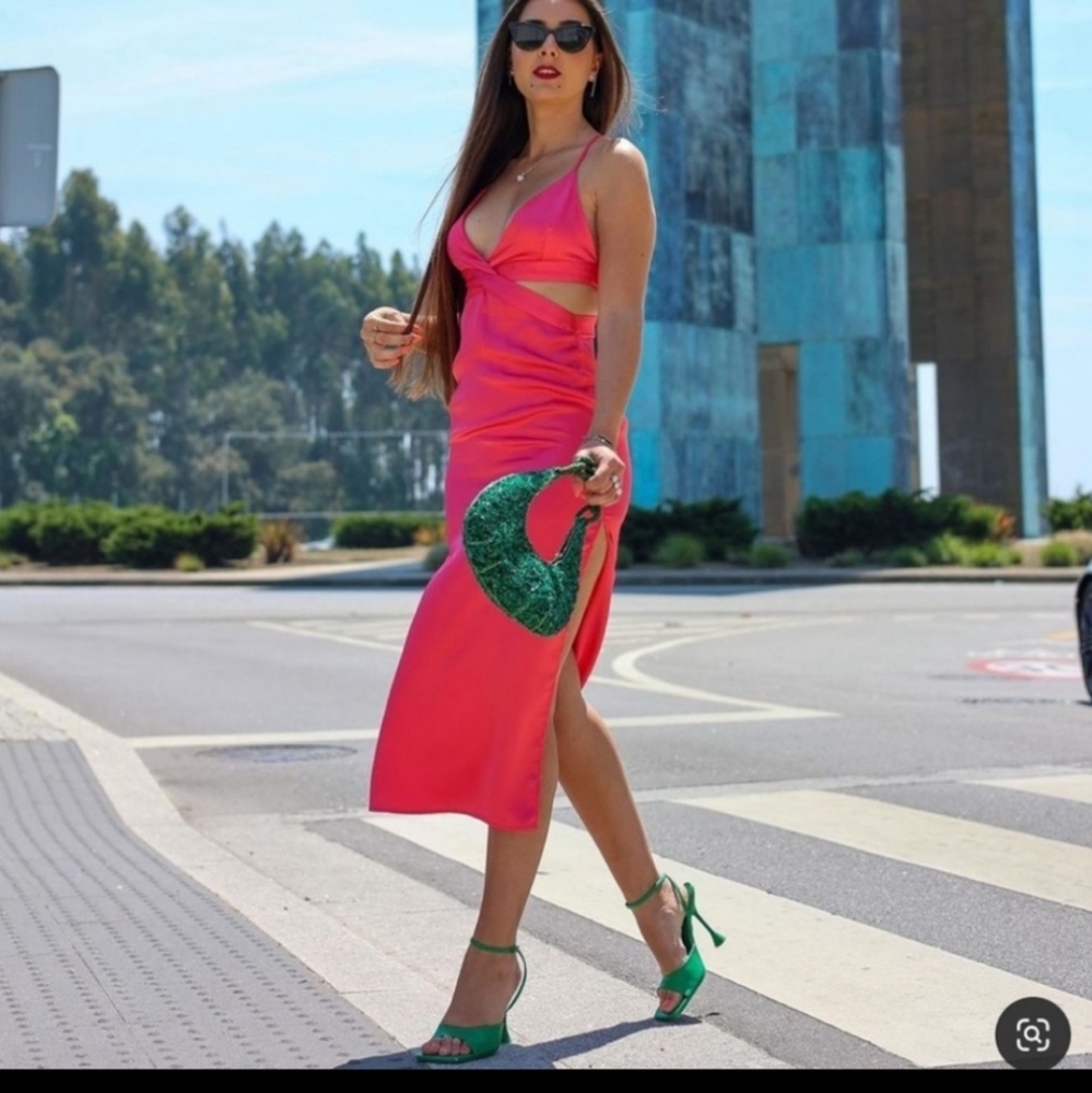 Zara Satin effect Cut out dress - Picture 13 of 16